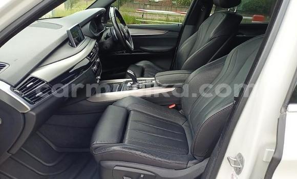 Nunua Ilio tumika BMW X5 Nyeupe Gari ndani ya Beitbridge nchini Matabeleland Kusini Nunua Ilio tumika BMW X5 Nyeupe Gari ndani ya Beitbridge nchini Matabeleland Kusini