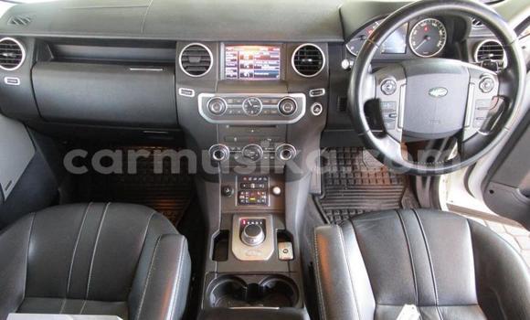 Acheter Occasion Voiture Land Rover Discovery Blanc à Beitbridge, Matabeleland South Acheter Occasion Voiture Land Rover Discovery Blanc à Beitbridge, Matabeleland South