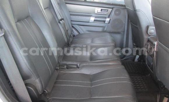 Acheter Occasion Voiture Land Rover Discovery Blanc à Beitbridge, Matabeleland South Acheter Occasion Voiture Land Rover Discovery Blanc à Beitbridge, Matabeleland South