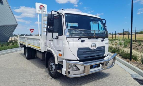 Buy Used Nissan UD White Truck in Beitbridge in Matabeleland South