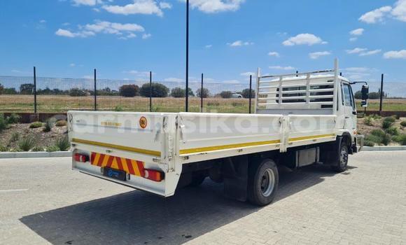 Tenga Tsaru Nissan UD Chena Rori in Beitbridge in Matabeleland South Tenga Tsaru Nissan UD Chena Rori in Beitbridge in Matabeleland South