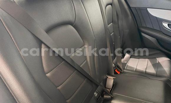 Acheter Occasion Voiture Mercedes-Benz C-Classe Blanc à Harare, Harare Acheter Occasion Voiture Mercedes-Benz C-Classe Blanc à Harare, Harare