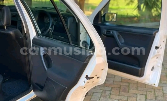 Acheter Occasion Voiture Volkswagen Golf Blanc à Beitbridge, Matabeleland South Acheter Occasion Voiture Volkswagen Golf Blanc à Beitbridge, Matabeleland South