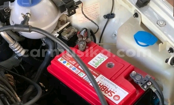 Acheter Occasion Voiture Volkswagen Golf Blanc à Beitbridge, Matabeleland South Acheter Occasion Voiture Volkswagen Golf Blanc à Beitbridge, Matabeleland South