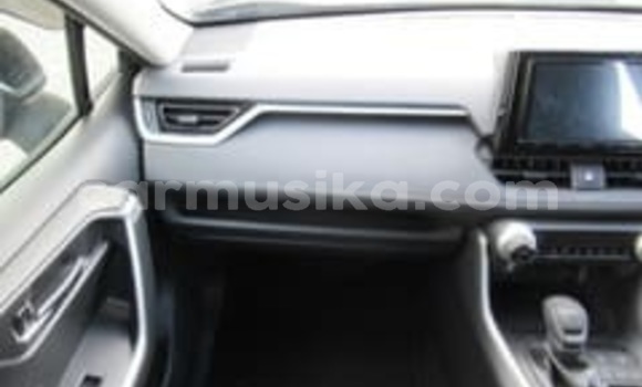 Acheter Occasion Voiture Toyota RAV4 Noir à Beitbridge, Matabeleland South Acheter Occasion Voiture Toyota RAV4 Noir à Beitbridge, Matabeleland South