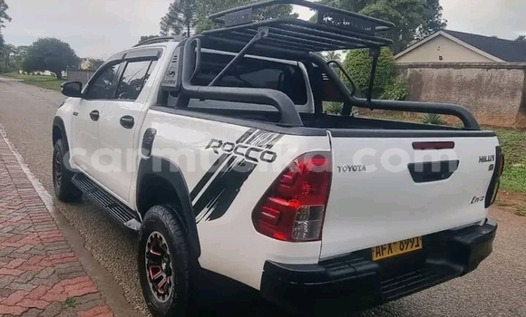 Acheter Occasion Voiture Toyota Hilux Blanc à Harare, Harare Acheter Occasion Voiture Toyota Hilux Blanc à Harare, Harare