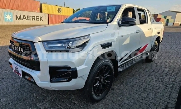 Acheter Occasion Voiture Toyota Land Cruiser Blanc à Harare, Harare Acheter Occasion Voiture Toyota Land Cruiser Blanc à Harare, Harare