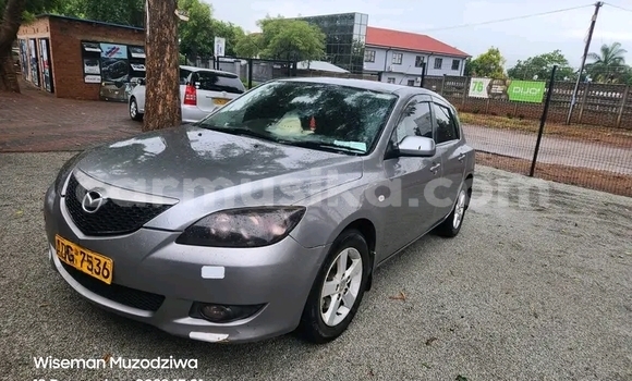 Nunua Ilio tumika Mazda Axela Kijani Gari ndani ya Harare nchini Harare