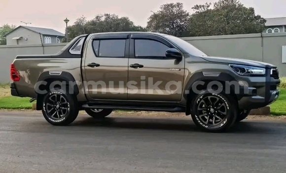 Buy Used Toyota RAV4 Green Car in Harare in Harare