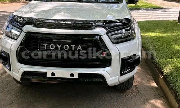 Acheter Occasion Voiture Toyota Hilux Blanc à Harare, Harare Acheter Occasion Voiture Toyota Hilux Blanc à Harare, Harare