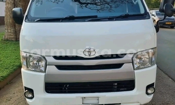 Acheter Occasion Voiture Toyota RAV4 Blanc à Harare, Harare Acheter Occasion Voiture Toyota RAV4 Blanc à Harare, Harare