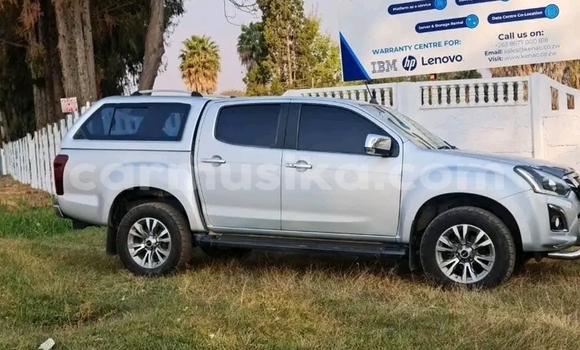 Acheter Occasion Voiture Isuzu KB Vert à Harare, Harare Acheter Occasion Voiture Isuzu KB Vert à Harare, Harare
