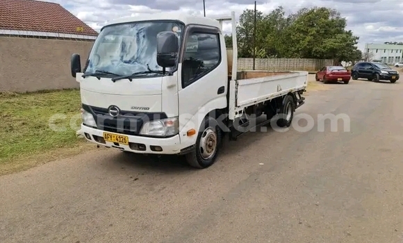 Acheter Occasion Voiture Toyota Dyna Blanc à Harare, Harare Acheter Occasion Voiture Toyota Dyna Blanc à Harare, Harare