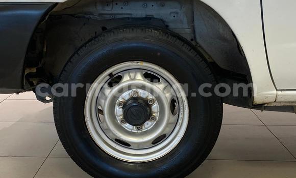 Acheter Occasion Voiture Nissan NP 300 Blanc à Harare, Harare Acheter Occasion Voiture Nissan NP 300 Blanc à Harare, Harare