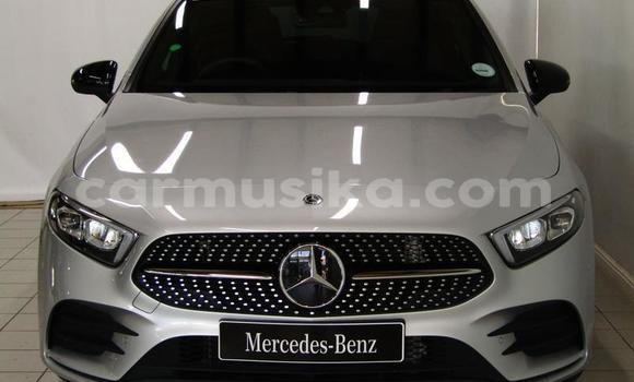 Buy Used Mercedes-Benz A200 Silver Car in Beitbridge in Matabeleland South Buy Used Mercedes-Benz A200 Silver Car in Beitbridge in Matabeleland South