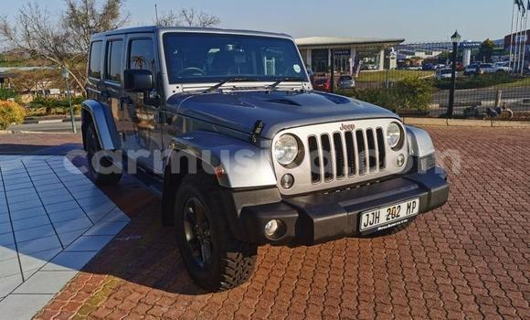 Buy Used Jeep Wrangler Silver Car in Beitbridge in Matabeleland South Buy Used Jeep Wrangler Silver Car in Beitbridge in Matabeleland South