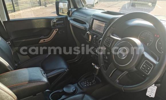 Buy Used Jeep Wrangler Silver Car in Beitbridge in Matabeleland South Buy Used Jeep Wrangler Silver Car in Beitbridge in Matabeleland South