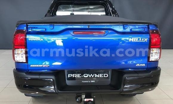Buy Used Toyota Hilux Blue Car in Beitbridge in Matabeleland South Buy Used Toyota Hilux Blue Car in Beitbridge in Matabeleland South