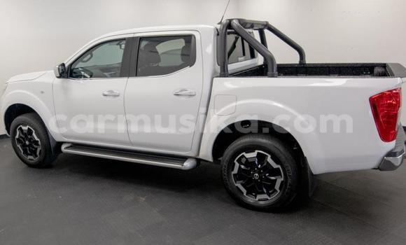 Buy Used Nissan Navara White Car in Beitbridge in Matabeleland South Buy Used Nissan Navara White Car in Beitbridge in Matabeleland South