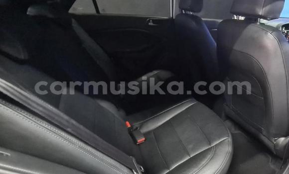 Buy Used Hyundai i20 Silver Car in Bulawayo in Bulawayo Buy Used Hyundai i20 Silver Car in Bulawayo in Bulawayo