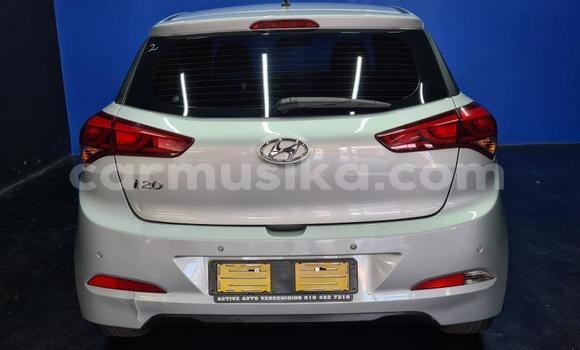 Buy Used Hyundai i20 Silver Car in Bulawayo in Bulawayo Buy Used Hyundai i20 Silver Car in Bulawayo in Bulawayo