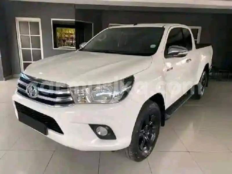 Big with watermark toyota hilux bulawayo bulawayo 35030