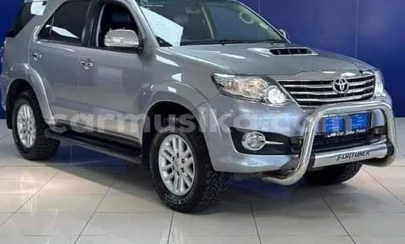 Buy Used Toyota Fortuner Silver Car in Beitbridge in Matabeleland South Buy Used Toyota Fortuner Silver Car in Beitbridge in Matabeleland South