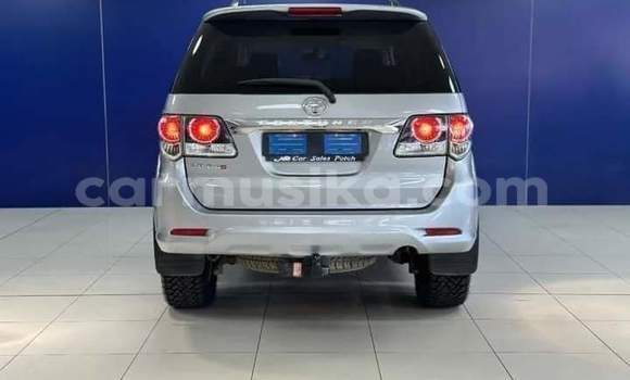 Buy Used Toyota Fortuner Silver Car in Beitbridge in Matabeleland South Buy Used Toyota Fortuner Silver Car in Beitbridge in Matabeleland South