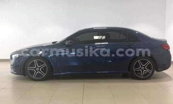 Buy Used Mercedes-Benz A200 Blue Car in Beitbridge in Matabeleland South Buy Used Mercedes-Benz A200 Blue Car in Beitbridge in Matabeleland South