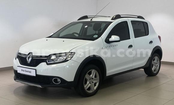 Acheter Occasion Voiture Renault Sandero Blanc à Harare, Harare