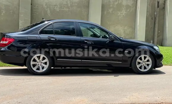 Buy Used Mercedes-Benz C180 coupe Green Car in Harare in Harare