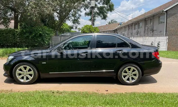 Buy Used Mercedes-Benz C180 coupe Green Car in Harare in Harare Buy Used Mercedes-Benz C180 coupe Green Car in Harare in Harare