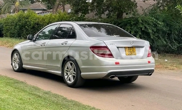Buy Used Mercedes-Benz C250 coupe Green Car in Harare in Harare Buy Used Mercedes-Benz C250 coupe Green Car in Harare in Harare