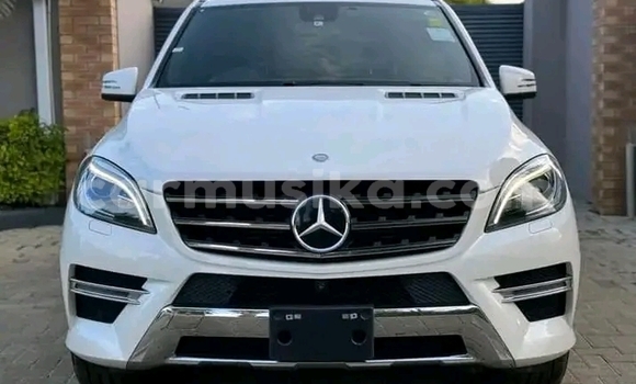 Buy Used Mercedes‒Benz ML–Class White Car in Harare in Harare Buy Used Mercedes‒Benz ML–Class White Car in Harare in Harare