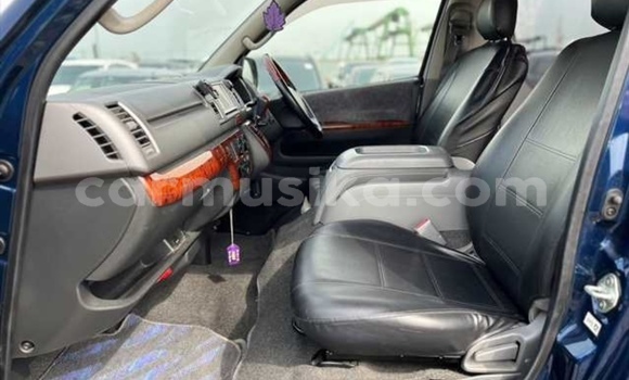 Acheter Occasion Voiture Toyota Hiace Bleu à Beitbridge, Matabeleland South Acheter Occasion Voiture Toyota Hiace Bleu à Beitbridge, Matabeleland South