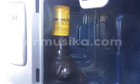 Acheter Occasion Voiture Toyota Hiace Bleu à Beitbridge, Matabeleland South Acheter Occasion Voiture Toyota Hiace Bleu à Beitbridge, Matabeleland South