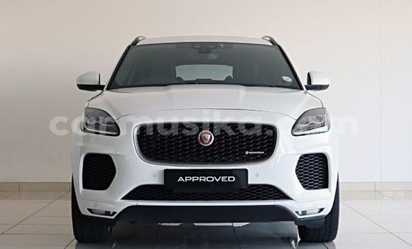 Acheter Occasion Voiture Jaguar E-Pace Blanc à Harare, Harare Acheter Occasion Voiture Jaguar E-Pace Blanc à Harare, Harare