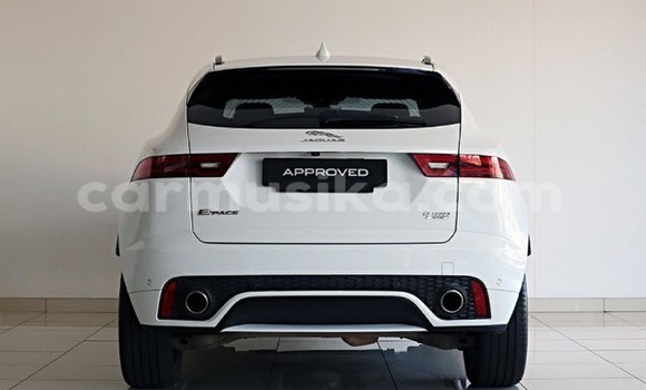 Acheter Occasion Voiture Jaguar E-Pace Blanc à Harare, Harare Acheter Occasion Voiture Jaguar E-Pace Blanc à Harare, Harare