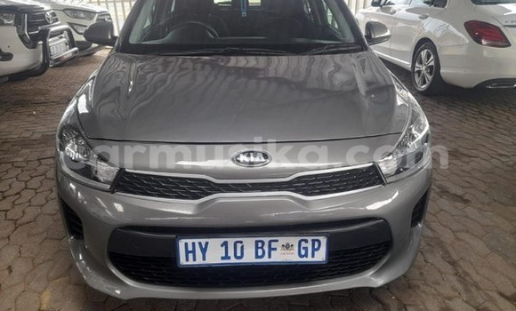 Acheter Occasion Voiture Kia Rio Gris à Harare, Harare Acheter Occasion Voiture Kia Rio Gris à Harare, Harare
