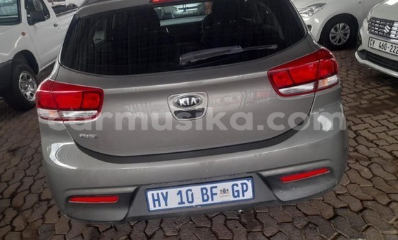 Acheter Occasion Voiture Kia Rio Gris à Harare, Harare Acheter Occasion Voiture Kia Rio Gris à Harare, Harare