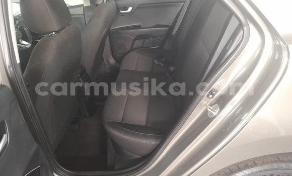 Acheter Occasion Voiture Kia Rio Gris à Harare, Harare Acheter Occasion Voiture Kia Rio Gris à Harare, Harare