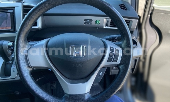 Acheter Occasion Voiture Honda Freed Gris à Beitbridge, Matabeleland South Acheter Occasion Voiture Honda Freed Gris à Beitbridge, Matabeleland South