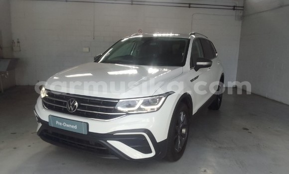 Nunua Ilio tumika Volkswagen Tiguan Nyeupe Gari ndani ya Harare nchini Harare