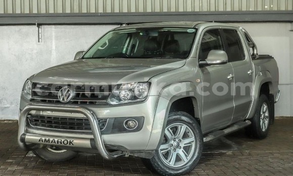 Nunua Ilio tumika Volkswagen Tiguan Beige Gari ndani ya Harare nchini Harare