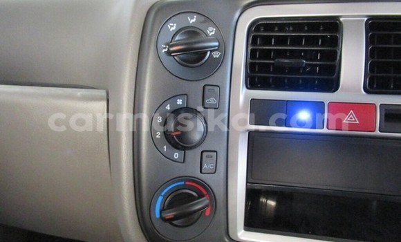Acheter Occasion Voiture Hyundai H200 Blanc à Harare, Harare Acheter Occasion Voiture Hyundai H200 Blanc à Harare, Harare
