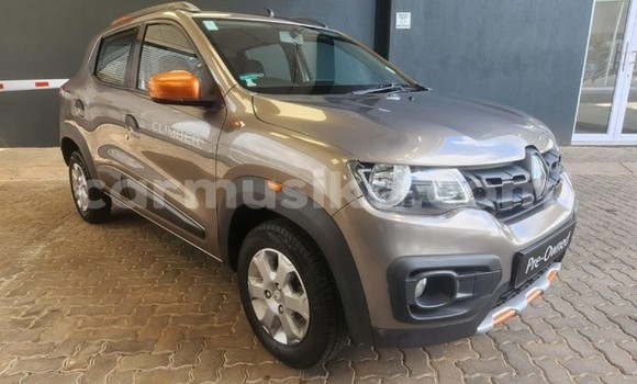 Nunua Ilio tumika Renault KWID Fedha Gari ndani ya Harare nchini Harare
