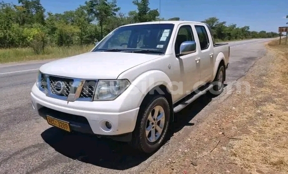 Acheter Occasion Voiture Nissan Navara Blanc à Harare, Harare Acheter Occasion Voiture Nissan Navara Blanc à Harare, Harare