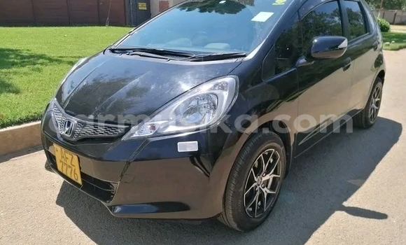 Tenga Tsaru Honda Fit Nhema Mota in Harare in Harare