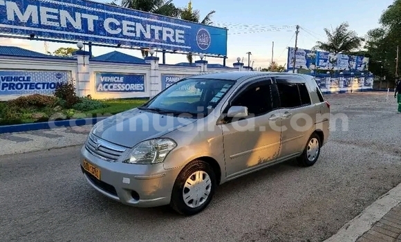 Nunua Ilio tumika Toyota Raum Nyeupe Gari ndani ya Harare nchini Harare