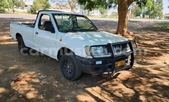 Acheter Occasion Voiture Nissan NP 300 Blanc à Harare, Harare Acheter Occasion Voiture Nissan NP 300 Blanc à Harare, Harare